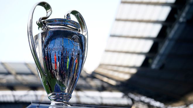 组赛中占据 组赛中占据